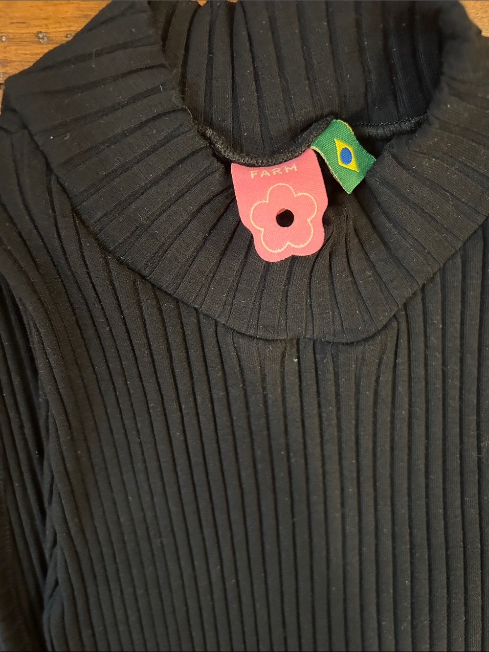 Farm Rio Ribbed Mock Neck Crop Top - Picture 3 of 3